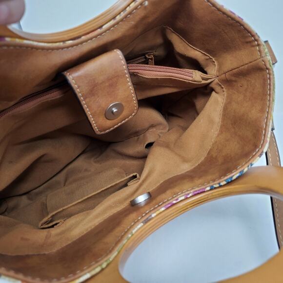 Relic Brand collection Canvas & wooden handle With Crossbody Strap - Picture 8 of 9